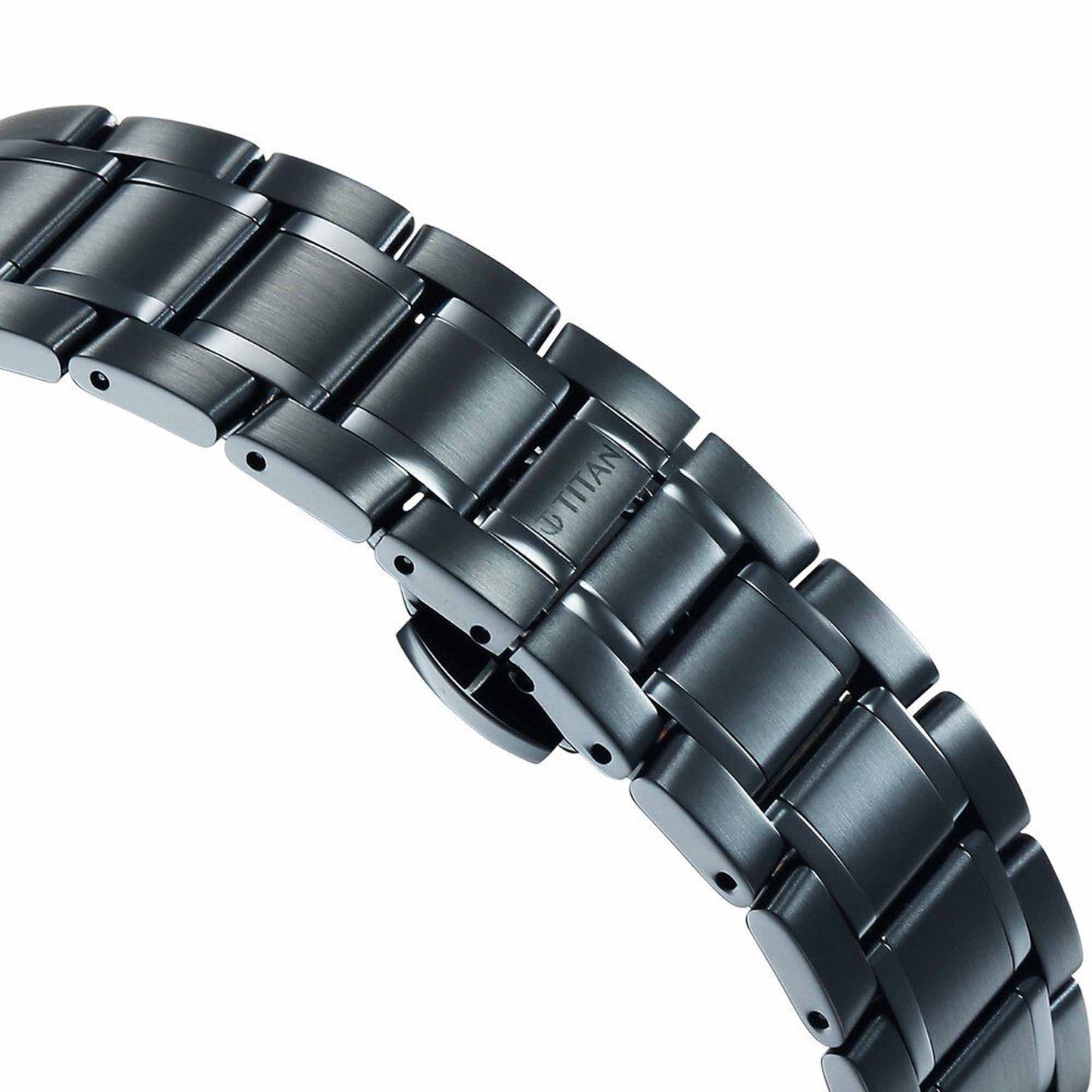 Titan Edge Murals Quartz Analog White Dial Blue Stainless Steel Strap Watch For Men