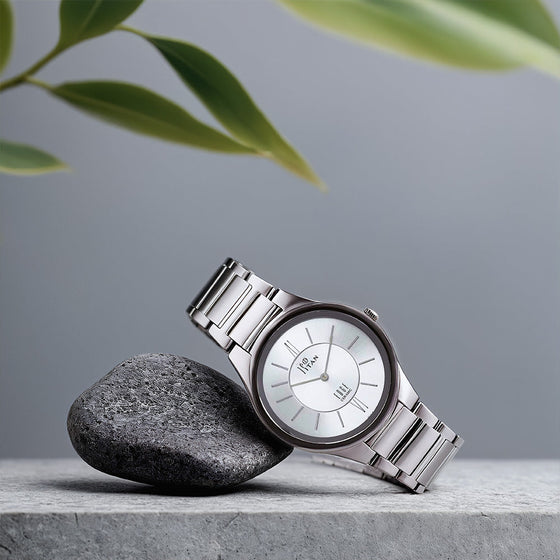 Titan Edge Ceramic Quartz Analog Silver Dial Grey Ceramic Strap Watch For Men