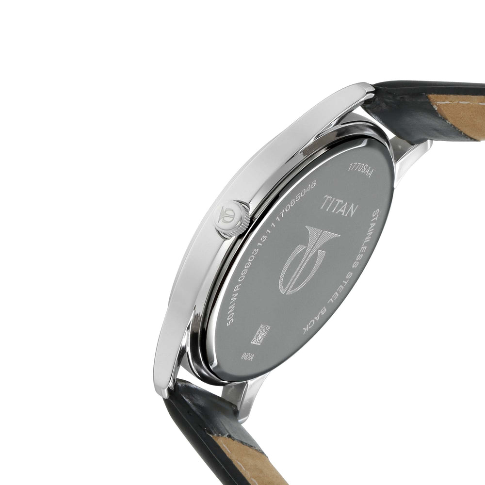 Titan Workwear Black Dial Leather Strap Analog with Date Watch for Men
