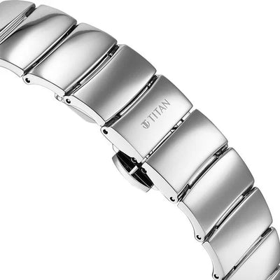 Titan Edge Squircle Silver Dial Titanium Strap Analog Watch for Men