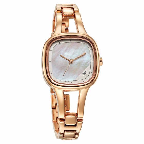 Fastrack Pulse Quartz Analog Mother Of Pearl Dial Metal Strap Watch for Girls