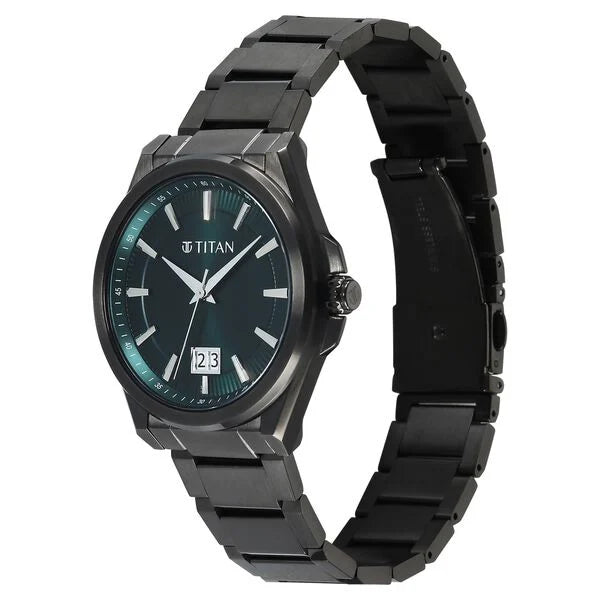 Titan Clsq Big Date Green Round Dial Stainless Steel Strap Watch For Men