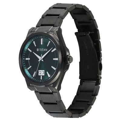Titan Clsq Big Date Green Round Dial Stainless Steel Strap Watch For Men