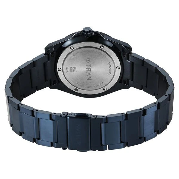 Titan Clsq Big Date Blue Round Dial Stainless Steel Strap Watch For Men