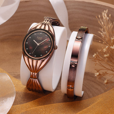 Titan Raga Memoirs Quartz Analog Mother Of Pearl Dial With Brown Metal Strap Watch For Women