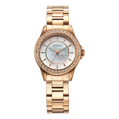 Titan Women Brass Round Shape Watches(9798WM05)