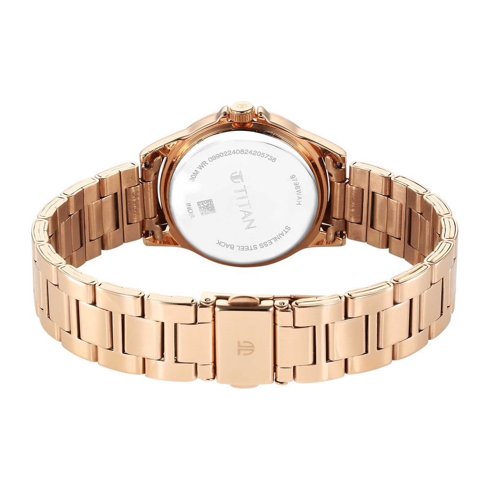 Titan Women Brass Round Shape Watches(9798WM05)
