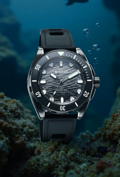 Titan Zero Hour Diver's Black Automatic Watch