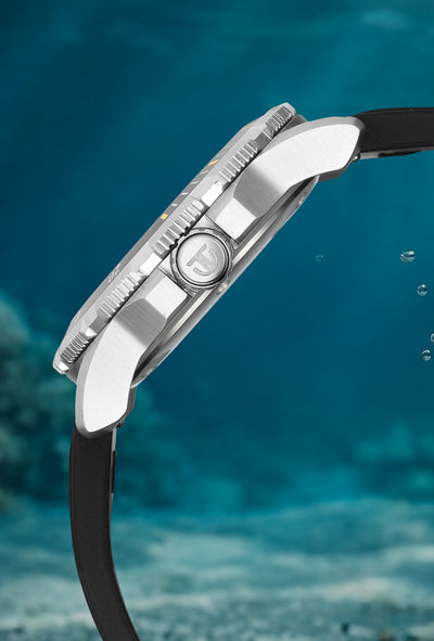 Titan Zero Hour Diver's Analog with Date Watch