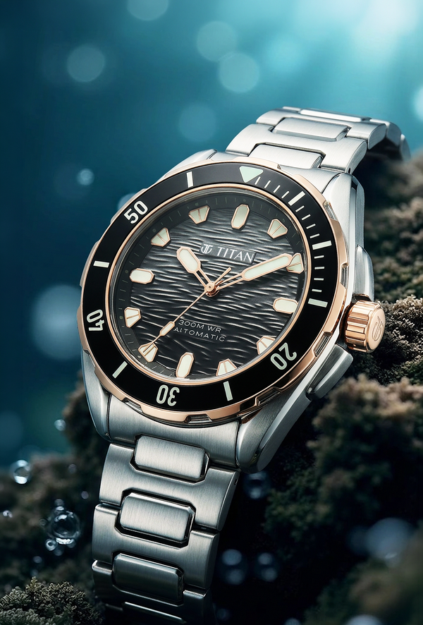 Titan Zero Hour Diver's Interchangeable Strap Watch